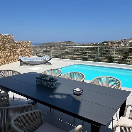 Lejlighed Summer Getaway 3bed,private Pool