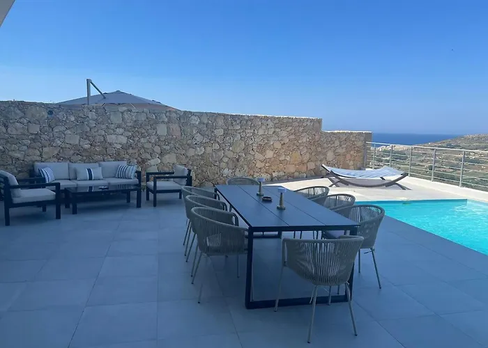 아파트 Summer Getaway 3bed,private Pool *